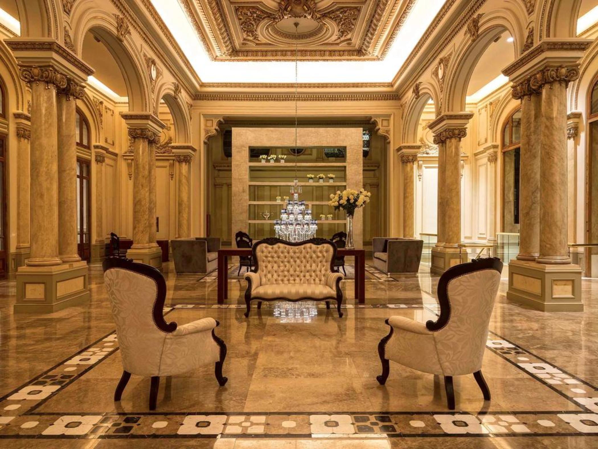 Sofitel Montevideo Casino Carrasco & Spa Exteriör bild The lobby of the hotel