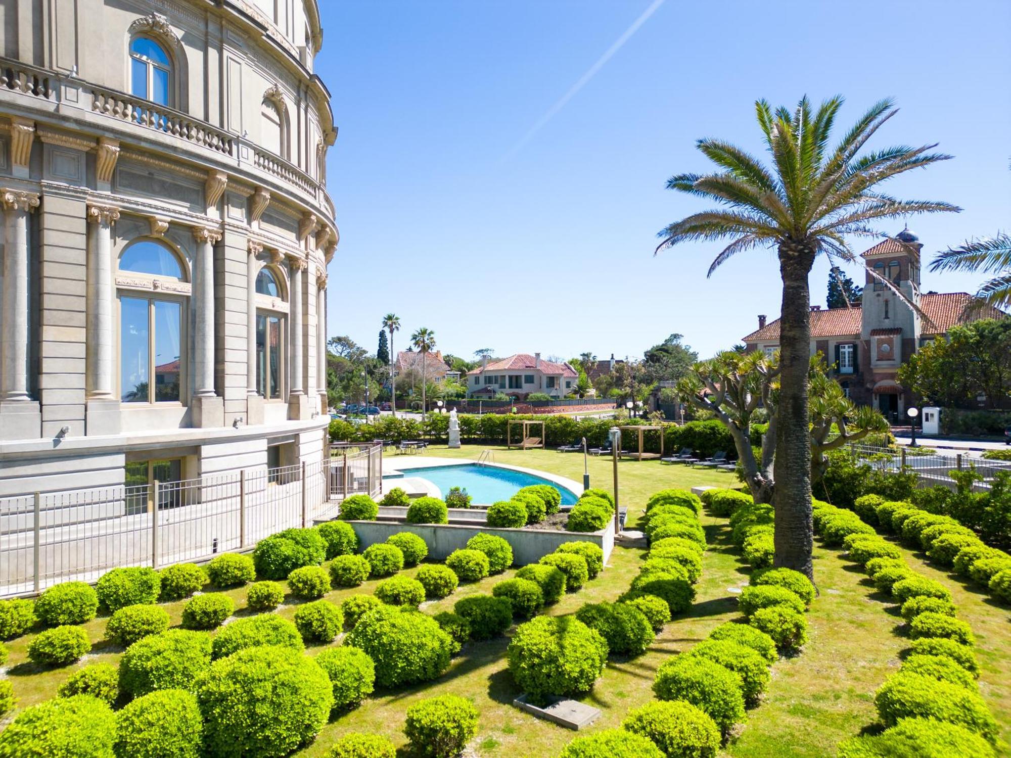 Sofitel Montevideo Casino Carrasco & Spa Exteriör bild Residential area in Marbella